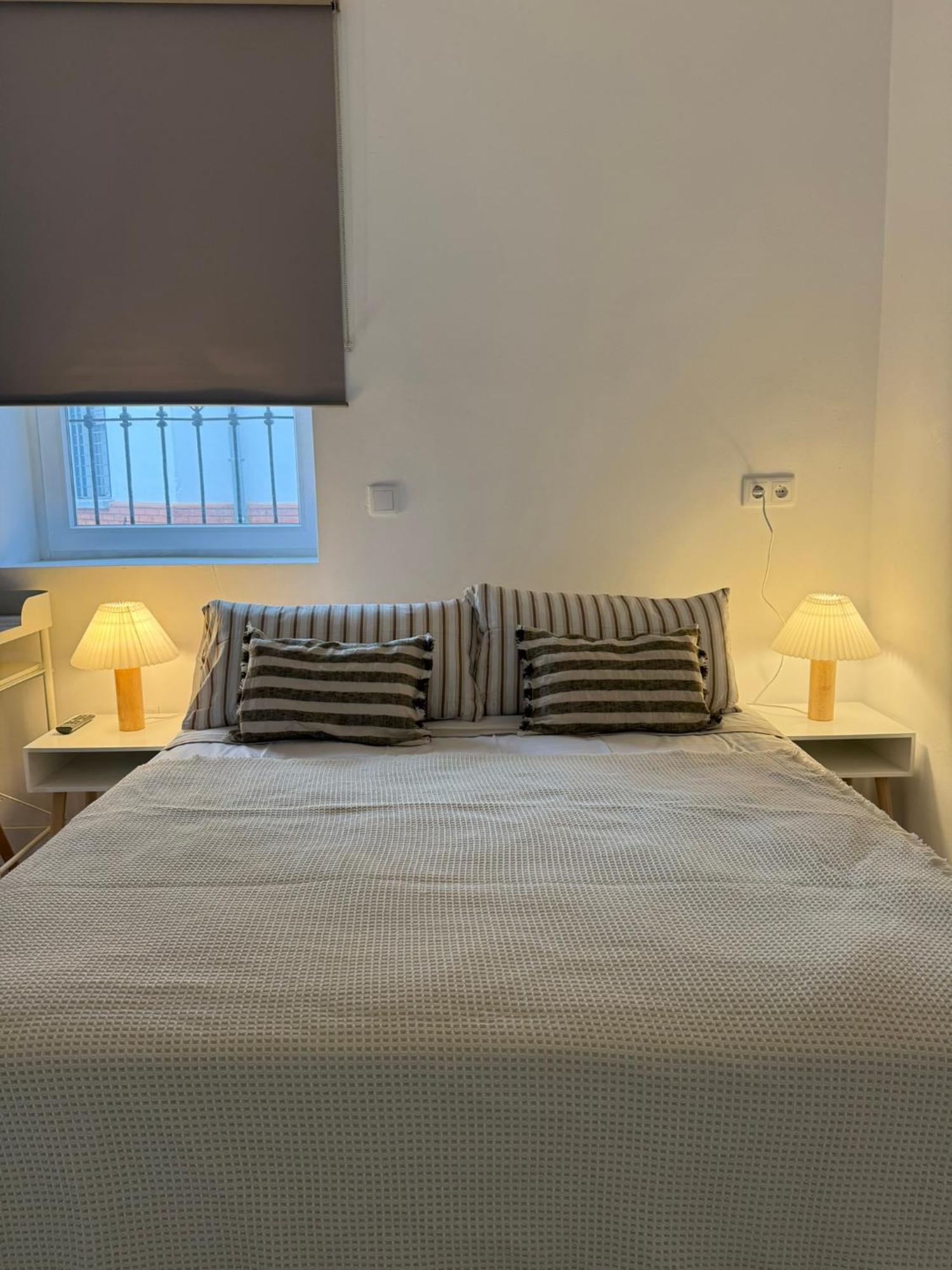 The Sunnydise Apartments Malaga Bagian luar foto
