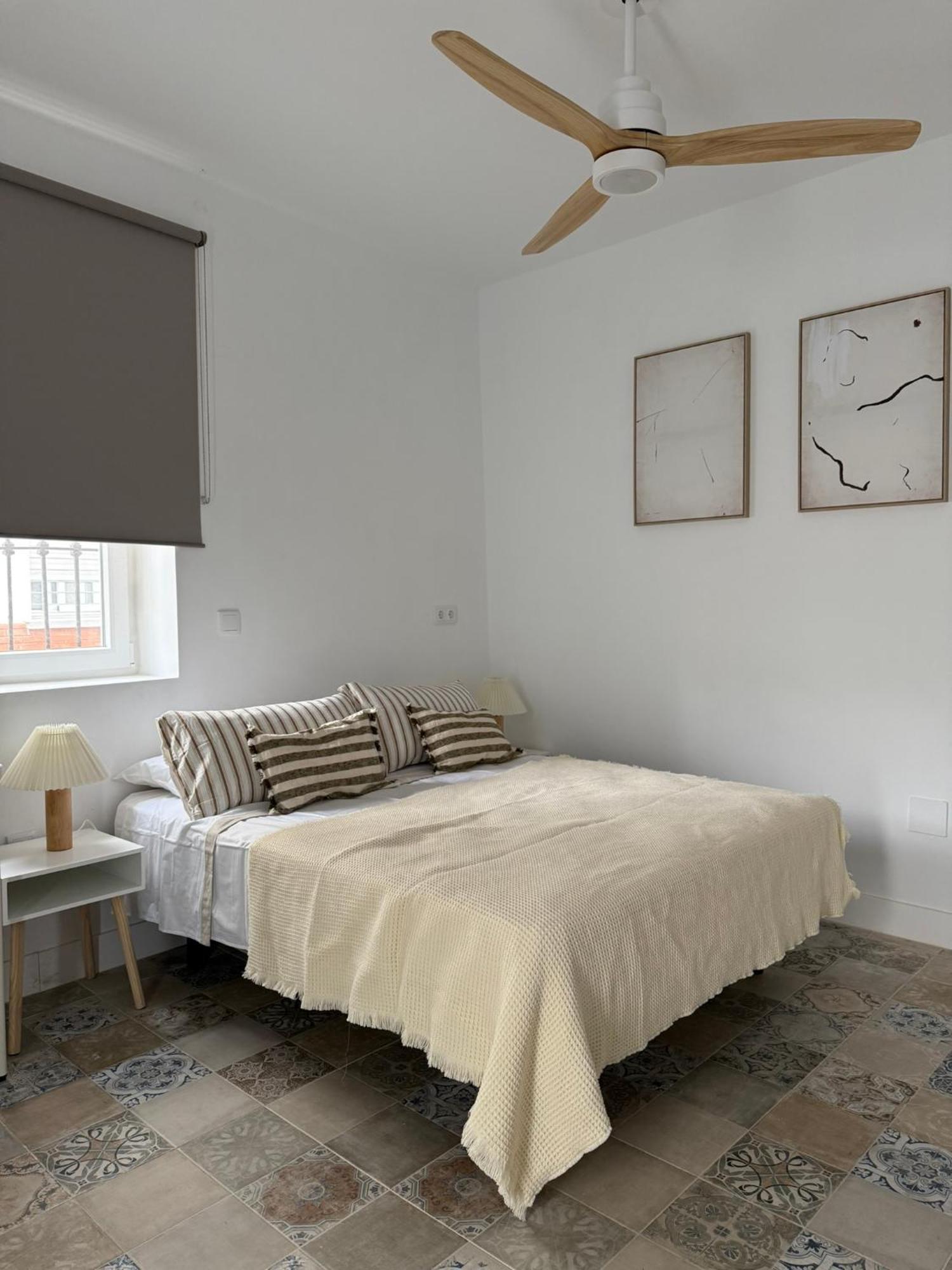 The Sunnydise Apartments Malaga Bagian luar foto