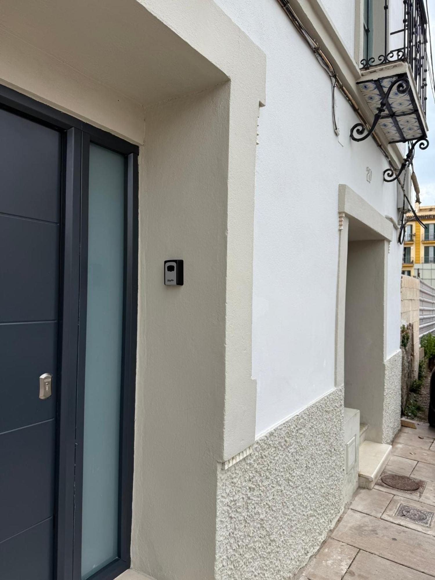 The Sunnydise Apartments Malaga Bagian luar foto