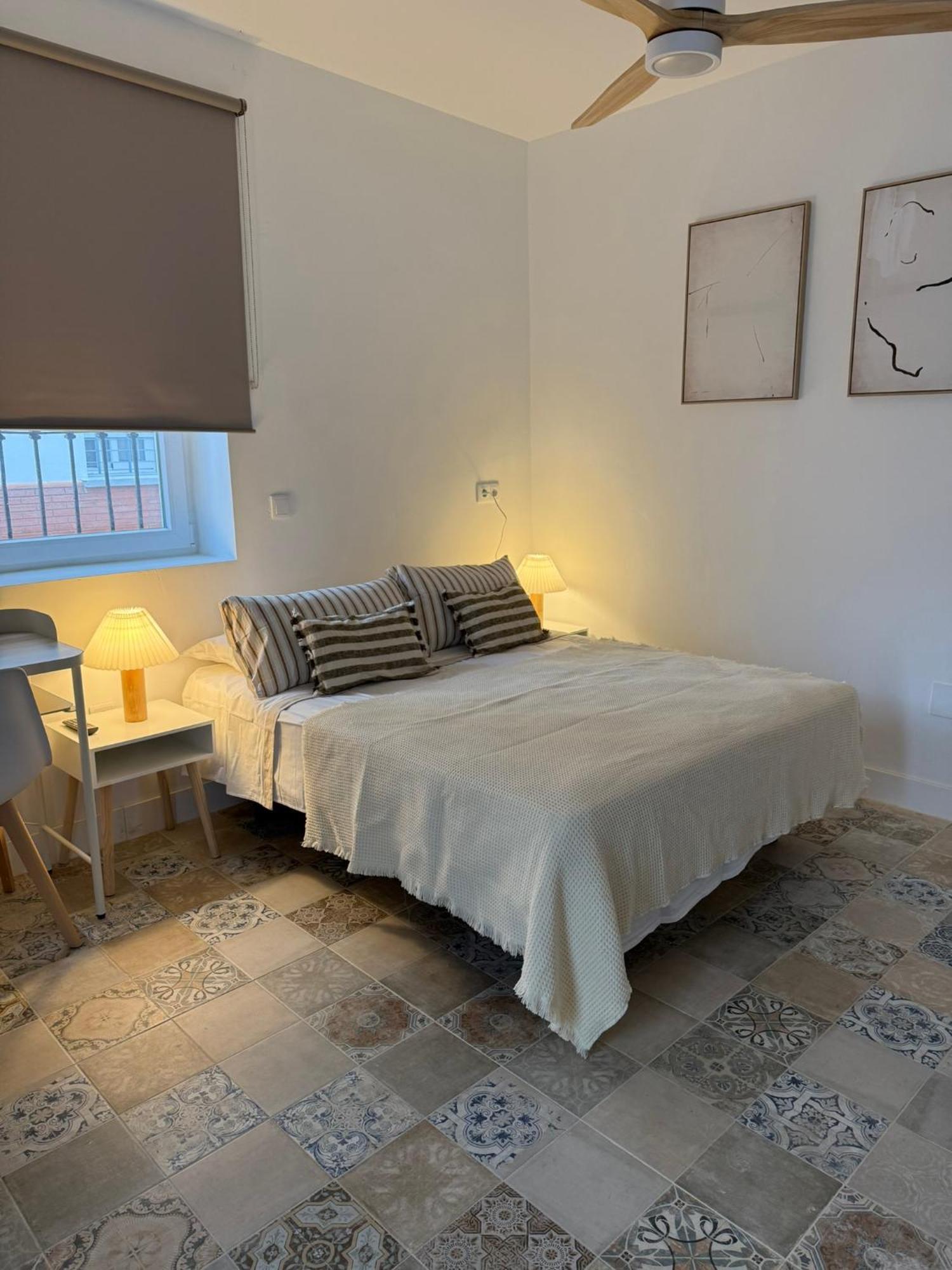 The Sunnydise Apartments Malaga Bagian luar foto